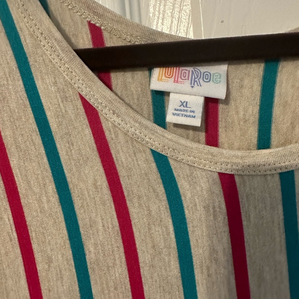 Cute, hi-low Lularoe dress! Never worn!